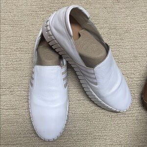 Silent D Becca Leather Platform Slip On Sneaker
White Leather: Size 40